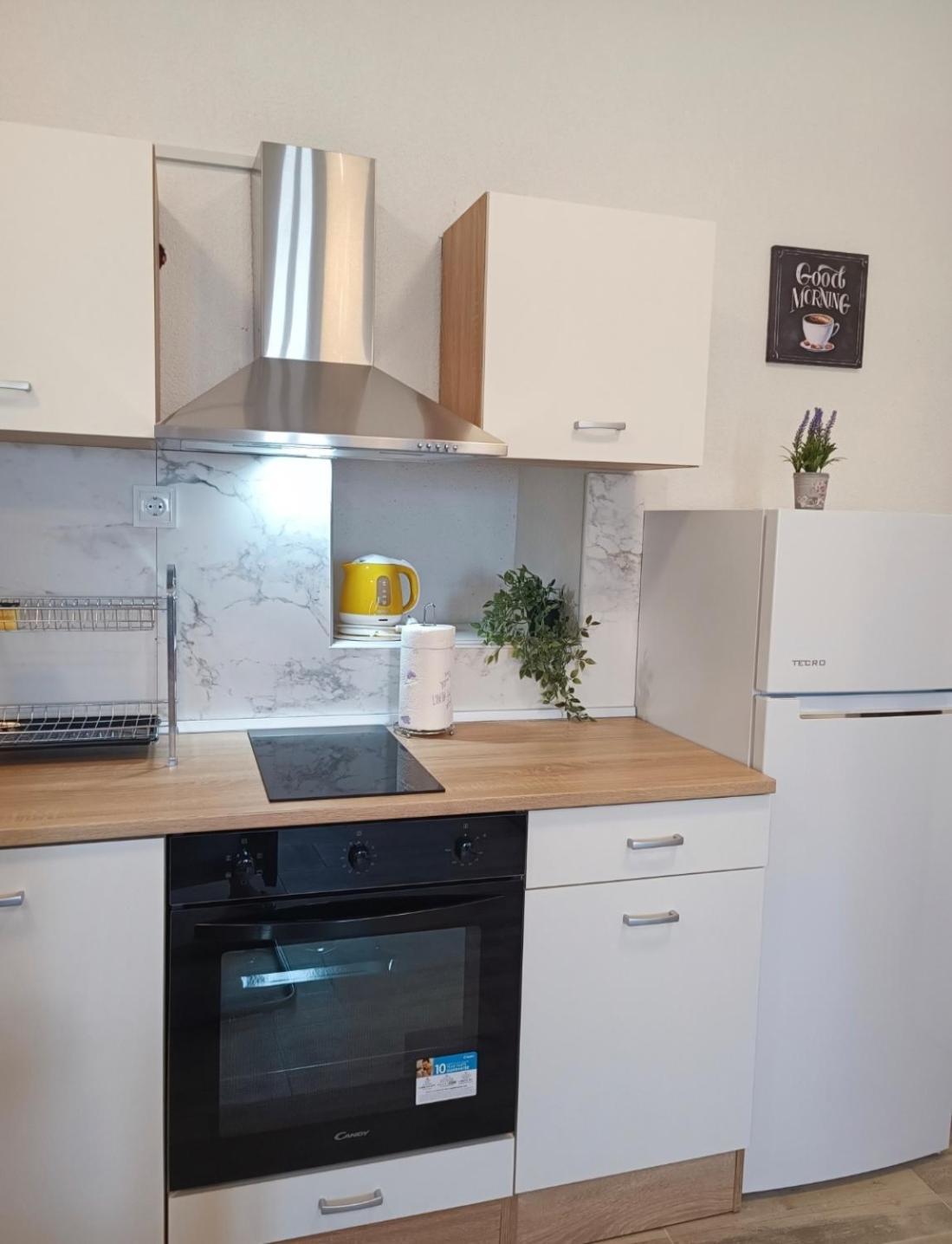 Apartman Kastel Kastela Bagian luar foto